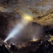 Gua Nasib Bagus, Borneo, Malaysia