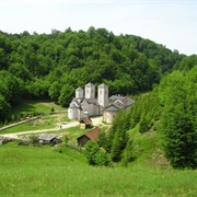 Manastir Stuplje