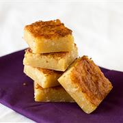 WHITE CHOCOLATE BROWNIES