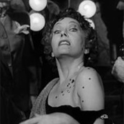 Norma  Desmond (Sunset Boulevard)