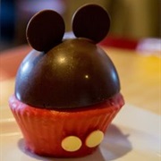 Cafe Mickey Cupcake