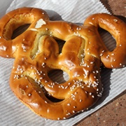 Mickey Pretzel