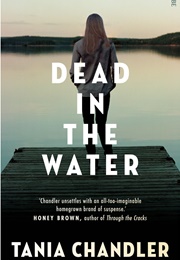 Dead in the Water (Tania Chandler)