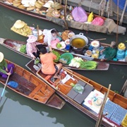 Boating the Floating Market in Damnoen Saduak, Thailand