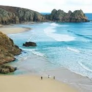 Porthcurnow Beach