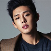 Yoo Ah in  유아인