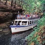 Upper Dells Boat Tour