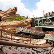 Big Grizzly Mountain Runaway Mine Cars