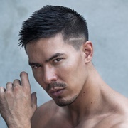 Lewis Tan