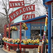 Lynn's Paradise Cafe