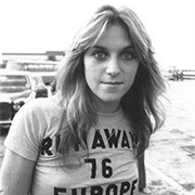 Sandy West (The Runaways)