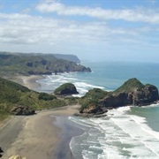 Bethells Beach
