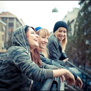 Hangout With Friends