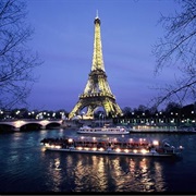 Take a Bateaux-Mouches Cruise Along the Siene