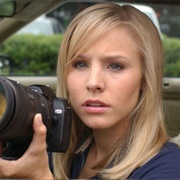 Kristen Bell in Veronica Mars