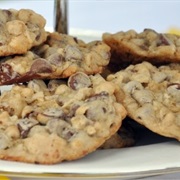 Chocolate Chip Walnut Cookies
