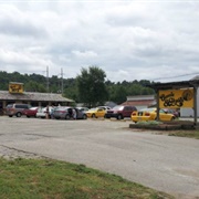 Bonnie & Clyde's Pizza Parlor