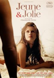 Jeune Et Jolie