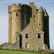 Inchdrewer Castle