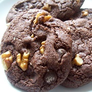 Chocolate Chip Walnut Cookie