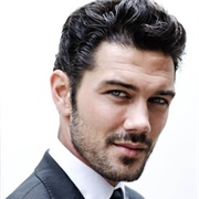 Ryan Paevey