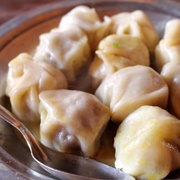 Mongolia: Buuz