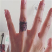 Finger Tattoo