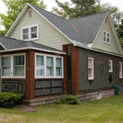 The Bottle House, Kaleva