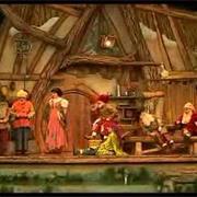 Videopolis : "Snow White- An Enchanting Musical" (2004-2006)