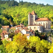 Visit Saint-Cirq-Lapopie, Midi-Pyrénées.