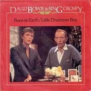 &#39;Peace on Earth/Little Drummer Boy&#39; - Bing Crosby &amp; David Bowie