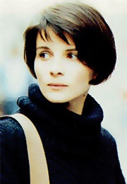 Juliette Binoche - Three Colors: Blue (1993)