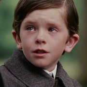 Freddie Highmore in "Finding Neverland"