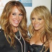 Hilary and Haylie Duff
