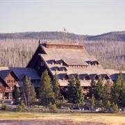 Old Faithful Inn