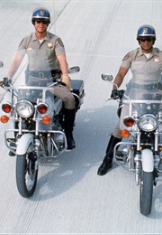 Erik Estrada and Larry Wilcox in Chips (1977)