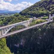 Pont De La Caille