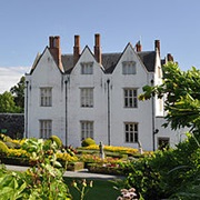 Sain Fagan: Amgueddfa Werin Cymru - St Fagans: National History Museum