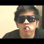 People Who Eat With Their Mouth Open