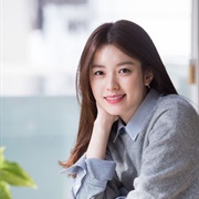 Han Hyo Joo
