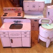 Wolverine Tin Toy Kitchen