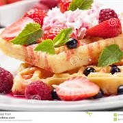 Brusselse Waffles With Fruit