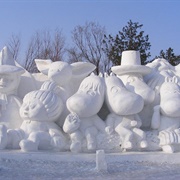 Watching Snow Sculptures