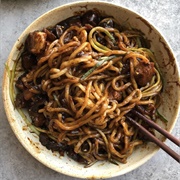 Jjajangmyeon 짜장면