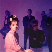 Bjőrk (Sugarcubes)