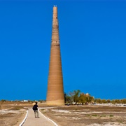 Gutlug Timur Minaret, Turkmenistan
