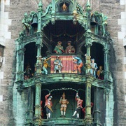 Glockenspiel, Munich