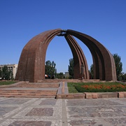 Victory Monument, Bishkek