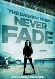 Never Fade (Alexandra Bracken)