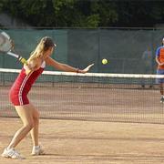 Play Tennis